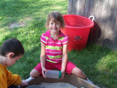 ../images/playing/children-playing-in-sandbox-3.JPG  All images used with permission.