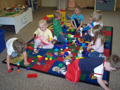 ../images/playing/children-playing-with-blocks-1.JPG  All images used with permission.